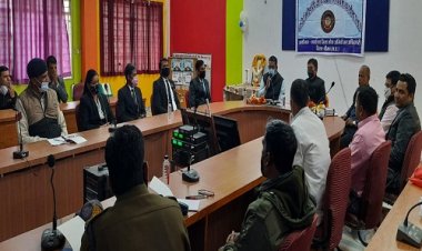 NEWS: कोर्ट मोहर्रिर की एक दिवसीय दक्षता संवर्धन कार्यशाला संपन्न, कठिनाईयों के संबंध में प्रस्तुत किए व्याख्यान, पढ़े खबर