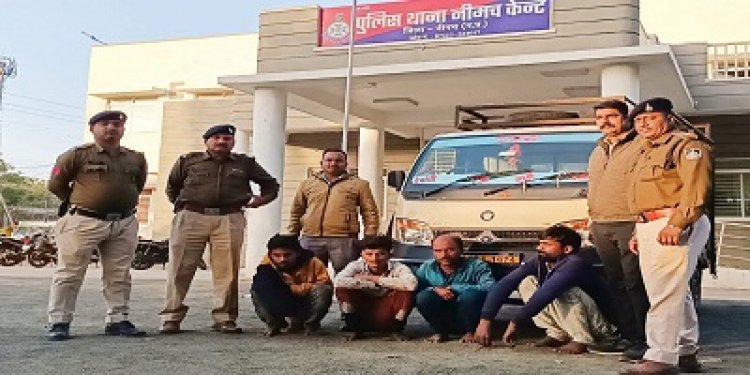 BIG NEWS: कनावटी स्थित गोदाम में हुई चोरी का केंट पुलिस ने किया पर्दाफाश, चार अलग-अलग गावों के युवक गिरफ्तार, तेल की पेटियों सहित लोडिंग ऑटो जब्त, पढ़े खबर