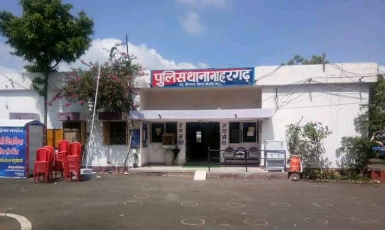 BREAKING: हाथ में पिस्टल और लक्जरी कार में डोडाचूरा, डिलेवरी देने से पहले नाहरगढ़ पुलिस ने पकड़ा, हिस्ट्री शीटर सहित मौके से दो गिरफ्तार, पढ़े खबर