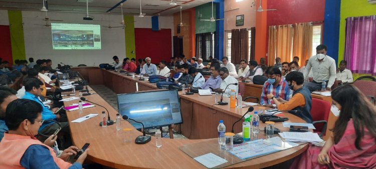 NEWS: नीमच में सड़क परियोजनाओं के शिलान्यास समारोह का हुआ सीधा प्रसारण, जिले की इन सड़कों को भी मिलेगा परियोजना का लाभ, पढ़े खबर