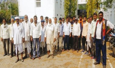 BIG NEWS: तेज बारिश में धुला काला सोना, तो ओलावृष्टि से मुरझाई फसल, चेहरे पर छाई मायूसी, तो काश्तकार पहुंचे CBN कार्यालय, सौपा ज्ञापन, की ये बड़ी मांग, पढ़े खबर