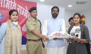 NEWS: ग्राम रक्षा समिति का सम्मेलन सम्पन्न, सभी कोरोना योद्धाओं का हुआ सम्मान, तो फिल्म बताकर दी ये महत्वपूर्ण जानकारियां, पढ़े खबर