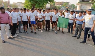NEWS: टीबी हारेगा-देश जीतेगा... मैराथन दौड़ का आयोजन संपन्न, कॉलेज छात्रों सहित ये बने हिस्सा, विजेताओं को किया जाएगा पुरस्कृत, पढ़े खबर