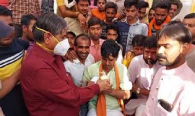 BIG NEWS: मंदसौर जिले में राशन की कालाबाजारी मामला, अनशन पर बैठे युवाओं ने नहीं सुनी मंत्री डंग की बात, मिला ये आश्वासन, पढ़े खबर