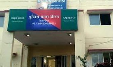 OMG ! हरवार रोड़ पर दिन-दहाड़े फायरिंग, घायल युवक अस्पताल में भर्ती, भतीजी की लव मैरिज से नाराज होकर चलाई गोली !... घटना के बाद एक्शन में जीरन पुलिस, चंद घंटों में आरोपी गिरफ्तार, SP वर्मा ने की इनाम की घोषणा, पढ़े ये खबर