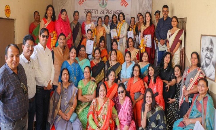 NEWS: उल्लेखनीय कार्य पर महिलाओं का सम्मान, नगर समस्या एवं सुझाव ग्रुप के आयोजन की सराहना, SDM ममता खेड़े ने कहा- बालिका अपने परिवार के साथ करती है संपूर्ण समाज का भला, पढ़े खबर
