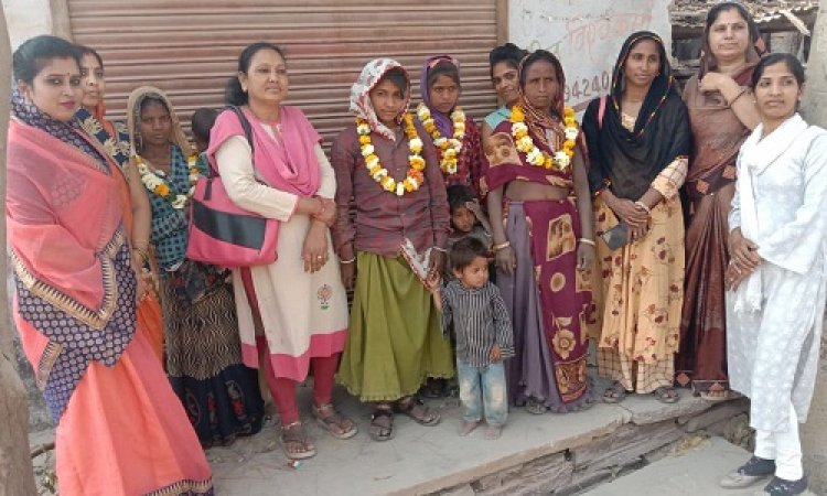 NEWS: अंतरराष्ट्रीय महिला दिवस, मानवाधिकार फाउंडेशन ने किया कामगार महिलाओं का सम्मान, पढ़े आजाद नीलगर की खबर
