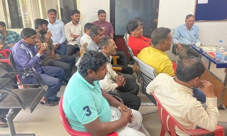 NEWS: जीरन पुलिस की कार्यप्रणाली से असंतुष्ट क्षेत्र के पत्रकार, शांति समिति की बैठक का किया बहिष्कार, पढ़े राजेश प्रपन्ना की खबर