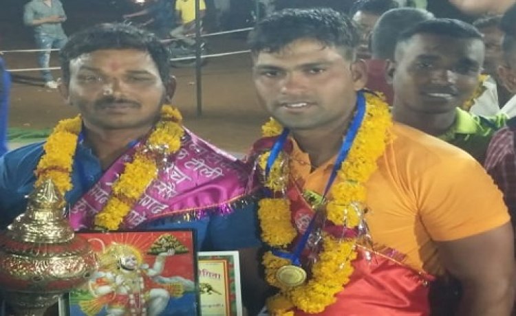NEWS: ग्वालटोली के लाल मैदान में कुश्ती प्रतियोगिता सम्पन्न, एमपी-राजस्थान के पहलवानों ने दिखाया दम-खम, इन्होंने मारी बाजी, पढ़े ये खबर