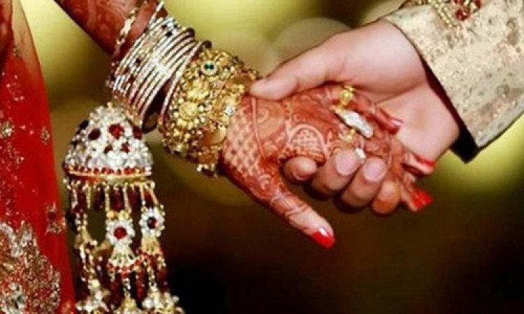OMG ! भीलवाड़ा में भाभी ने देवर को बताया रिश्ता, फिर दिन में शादी, और रात को लुटेरी दुल्हन हुई फरार, सोने-चांदी के आभूषण, मोबाइल सहित नगदी लेकर गायब, MP के इस शहर से वारदात का सीधा कनेक्शन !... पढ़े ये खबर