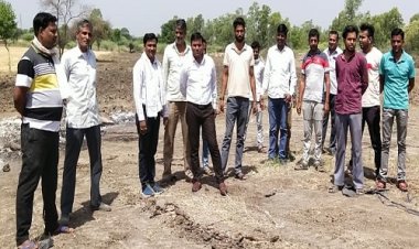 BIG NEWS: लुनाहेड़ा गांव में शासकीय भूमि पर अतिक्रमण, मौके पर पहुंचे प्रशासनिक अधिकारी, 8 बीघा पर चला बुल्डोजर, कराई मुक्त, पढ़े नरेंद्र राठौर की खबर