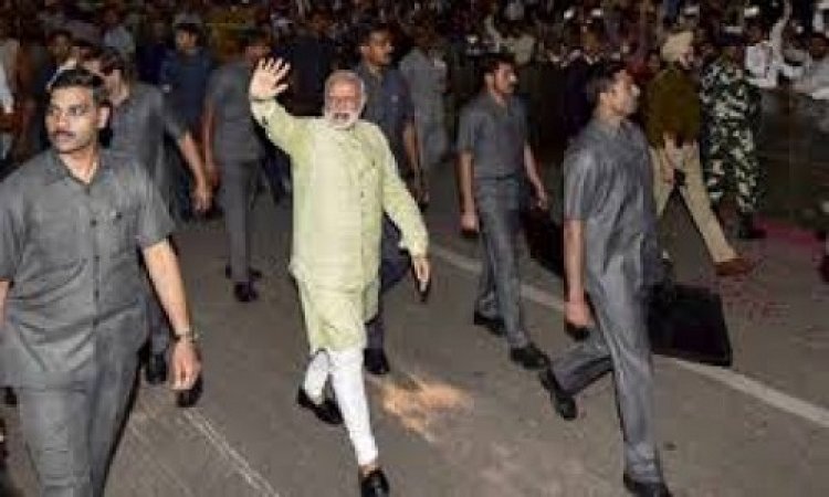 BIG BREAKING: PM मोदी को जान से मारने की दी धमकी !... E-MAIL भेजने वाले ने लिखा, उनके पास 20 किलों RDX और 20 स्लीपर सेल मौजूद, सुरक्षा बल अलर्ट, पढ़े ये खबर