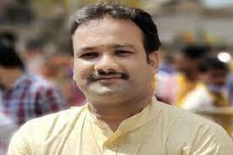 NEWS: सांसद गुप्ता को सबकुछ मंदसौर में करना है तो, नीमच से जिले का दर्जा भी छीन लेना चाहिए...!,कांग्रेस नेता तरूण बाहेती ने लगाए गंभीर आरोप, पढ़े खबर