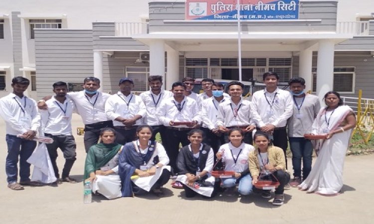 WOW ! B.R संस्था का सकोरा विथ सेल्फी अभियान, SP कार्यालय और POLICE थानों सहित यहां किएं सकोरे वितरित, दिया ये संदेश, पढ़े खबर