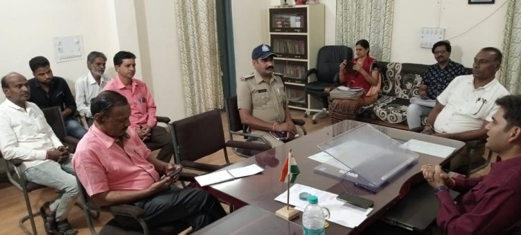 NEWS: मनासा अनुभाग की ब्लॉक स्तरीय बैठक संपन्न, बाल विवाह रोकथाम पर हुई चर्चा, अपील के साथ दिए ये निर्देश, पढ़े खबर