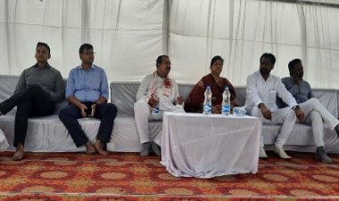 NEWS: प्रभारी मंत्री सुश्री उषा ठाकुर ने भादवामाता मंदिर परिसर की स्वच्छता पर की खुशी जाहिर, तो पेड़ लगाने को लेकर कहीं ये बात, पढ़े खबर