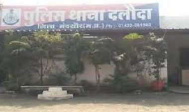 OMG: सरपट दौड़ता बिना नम्बर का स्कार्पियों वाहन, पहले से तैयार दलौदा पुलिस, जब रोक ली तलाशी तो खुला ये राज, मौके से दो गिरफ्तार, तीसरा भी नामजद, पढ़े खबर