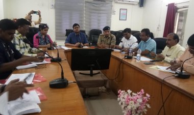 BIG NEWS: त्रिस्तरीय पंचायत निर्वाचन, ओर नीमच DM मयंक अग्रवाल की प्रेसवार्ता, दी विस्तृत जानकारी, तो चुनाव शांतिपूर्ण करवाने का दिलवाया भरोसा, पढ़े ये खबर