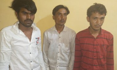 BIG BREAKING: पिकअप में हुए सवार, और निकल पड़े नशे के सामान की डिलेवरी देने, बीच में फंसे सिंगोली पुलिस के जाल में, पूछताछ में उगला देनदार का नाम, तीन गिरफ्तार, पढ़े खबर