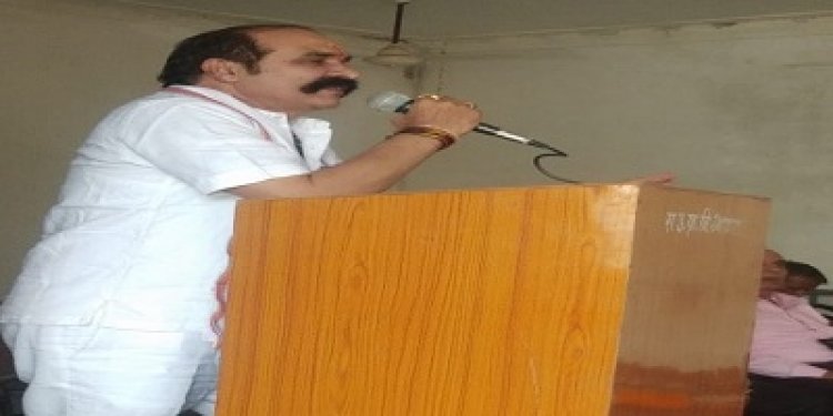 NEWS: आवरी माता में नागदा मेनारिया समाज की बैठक संपन्न, लिये कई ऐतिहासिक निर्णय, तलाक के मामलों पर लगेगा अंकुश, तो गांव स्तर पर होगी ग्राम सभा की स्थापना, पढ़े खबर