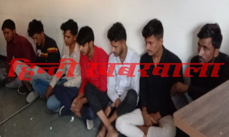 BIG BREAKING: एक मकान में ठिकाना, और दूसरे में फर्जी ऑफिस, विज्ञापन से युवतियों की भर्ती, फिर शुरू हुआ ऑनलाइन ठगी का बड़ा कारोबार, आज पड़ी मनासा पुलिस की रेड, मौके से 7 गिरफ्तार, लाखों के फर्जी खेल का पर्दाफाश, कैसे किया भोले-भाले लोगों से फ्रॉड !... पढ़े अभिषेक शर्मा की ये खबर