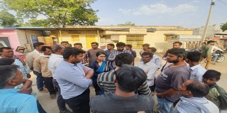 NEWS: पूर्व सूचना के बावजूद बंद मिली चौकड़ी की उचित मूल्य दुकान, प्रशासनिक अमला पहुंचा मौके पर, निरीक्षण के बाद उठाया ये बड़ा कदम, पढ़े खबर