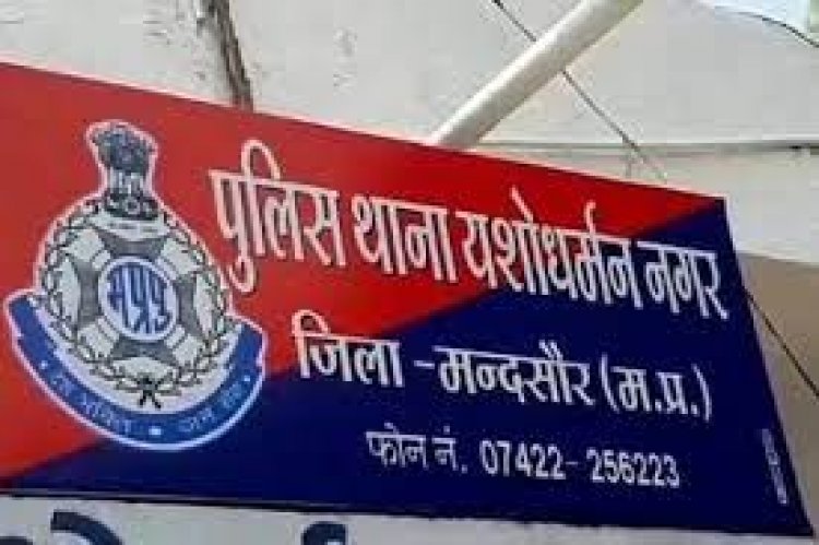 BIG NEWS: MIT चौराहे पर खाकी की नाकाबंदी, बाइक सवार को रोका, तलाशी में मिली 15 लाख की स्मैक, धर लिया ईमरान को, अब पुलिस रिमांड में उगलेगा राज, पढ़े YD नगर पुलिस की बड़ी कार्यवाही