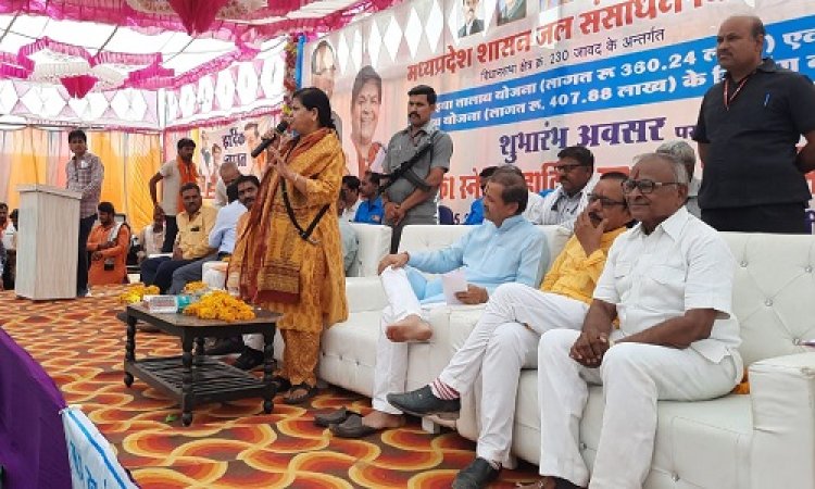 NEWS: करोड़ों की लागत से होगा चोर कुईया एवं परवणी तालाब का निर्माण कार्य, प्रभारी मंत्री ठाकुर बोली- मंदिर परिसर में बनाएंगे वृहद प्रार्थना स्थल, तो मंत्री सखलेचा ने कहीं ने बड़ी बात, पढ़े खबर