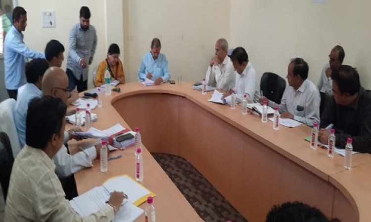 NEWS: प्रभारी मंत्री ठाकुर एवं मंत्री सखलेचा ने की विभागीय समीक्षा, 1 करोड़ की लागत से लगाएं 67 नए ट्रांसफार्मर, अब इन्हें बदला जाएगा, पढ़े खबर