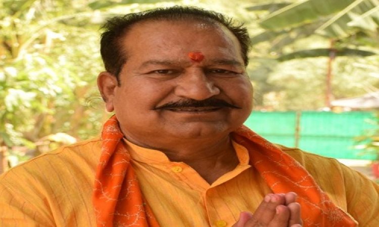 NEWS: ग्राम हरनावदा में लाखों की गौशालाओं का लोकार्पण कार्यक्रम संपन्न, विधायक परिहार बोले- हिन्दू-मुस्लिम को दूध पिलाने वाली गौमाता का संरक्षण म.प्र. सरकार की प्राथमिकता, पढ़े खबर