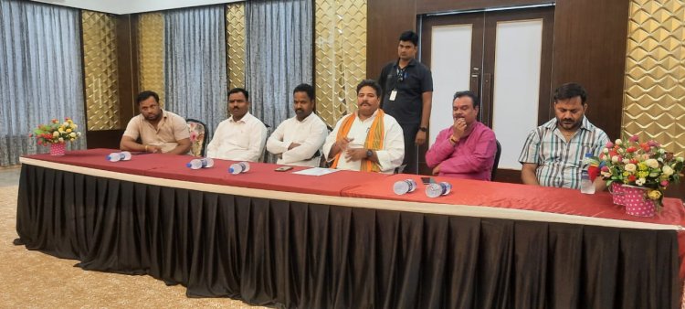 NEWS: मीडिया से रूबरू हुए ऊर्जा विकास निगम के अध्यक्ष गिरराज दंडोतिया, मध्य प्रदेश में सौर ऊर्जा उत्पादन को लेकर कहीं ये बात, पढ़े खबर
