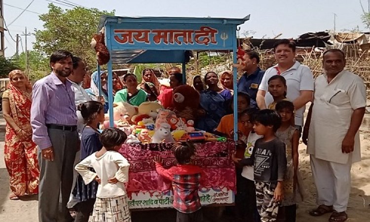 NEWS: कुकड़ेश्वर में आंगनवाड़ी केंद्रों के लिए खिलौने एवं सामग्री का एकत्रीकरण, उज्जवल पटवा बोले- किसी भी तरह का हो सहयोग, तो हमें याद करें, पढ़े खबर