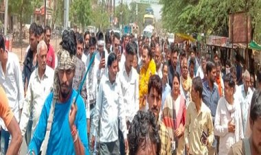 BIG NEWS: नामांकन दाखिल करने पहुंचे कलेक्टोरेट, शक्ति प्रदर्शन करना पड़ा भारी, कांग्रेस नेता तरुण बाहेती पर FIR...! पढ़े खबर