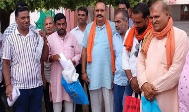 BIG UPDATE: BJP ने अधिकृत किये प्रत्याक्षी, तो कार्यकर्ता हुए नाराज, नीमच के इन वार्डो से निर्दलीय नामांकन दाखिल, अब एक वार्ड, और एक ही पार्टी के दो कार्यकर्ता आमने-सामने, क्यों हो गई खिलाफत...! पढ़े इस खबर में