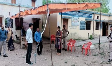 NEWS: एडीएम सुश्री नेहा मीना ने किया क्रिटिकल मतदान केंद्रों का निरीक्षण, मतदान दलों की उपस्थिति का लिया जायजा, दिए ये दिशा निर्देश, पढ़े खबर