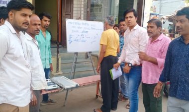 NEWS: मतदान हेतु चलाया गया हस्ताक्षर अभियान, निरंतर किया जा रहा ई.व्ही.एम.प्रदर्शन, पढ़े खबर 