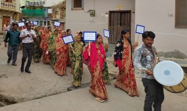 NEWS: मतदाताओं को जागरूक करने का उद्देश्य, रतनगढ़ में निकली रैली, इन्हें दिया संदेश, तो इन्होंने ली शपथ, पढ़े खबर