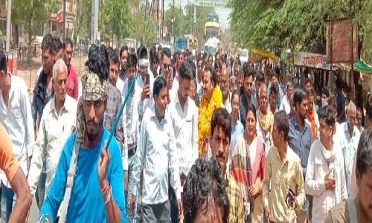 BIG NEWS: नामांकन दाखिल करने पहुंचे कलेक्टोरेट, शक्ति प्रदर्शन करना पड़ा भारी, कांग्रेस नेता तरुण बाहेती पर FIR...! पढ़े खबर