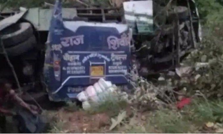BIG NEWS : उत्तराखंड में भीषण हादसा, MP के यात्रियों से भरी बस पलटी, 25 लोगों की मौत, PM मोदी ने किया ट्वीट, सूची आई सामने, पढ़े खबर