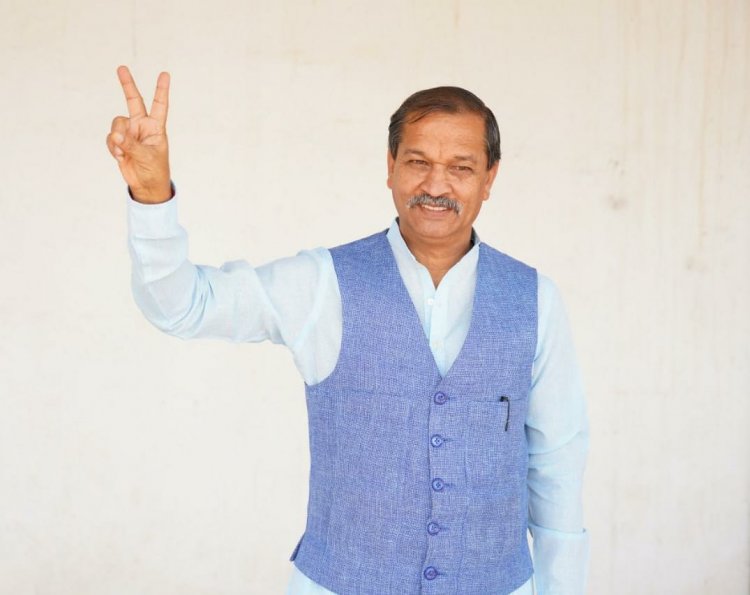 BIG NEWS: जावद की दो पंचायतों ने पेश की बड़ी मिसाल, निर्विरोध सरपंच पंच चुने ग्रामीणों ने, तो जिपं वार्ड 2 के कांग्रेस प्रत्याशी का नामांकन वापस, मंत्री सखलेचा ने दी बधाई, पढ़े ये खबर