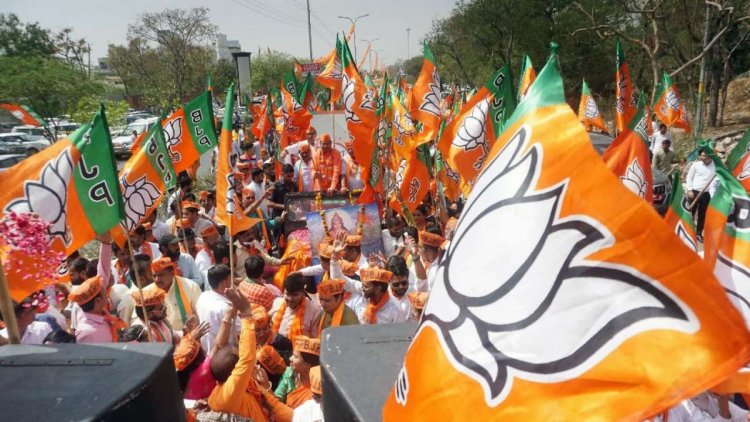 ELECTION NEWS: ELECTION NEWS: रतनगढ़ नगर पंचायत चुनाव, भाजपा ने जारी की अपनी लिस्ट, वार्डो से चौकाने वाले नाम आये सामने, किस बड़े नेता का कट गया टिकट, देखें पूरी सूची