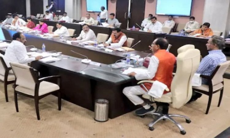 BIG BREAKING : MP में चुनावी घमासान, BJP में परिवारवाद का फॉर्मूला लागू...! क्या टिकट देने वालों ने ही तोड़े नियम, कांग्रेस ने भी कसा तंज, पढ़े ये खबर