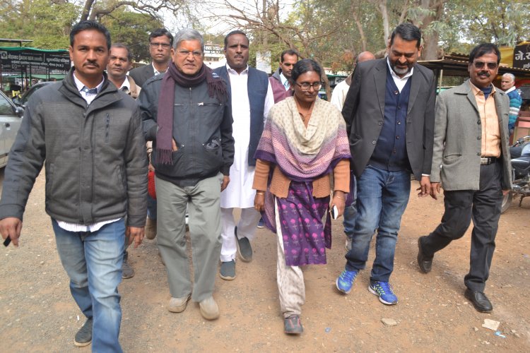 BIG NEWS : नगरीय निकाय चुनाव,पूर्व सांसद मीनाक्षी नटराजन आज नीमच में,इन वार्डो में करेगी जनसंपर्क,पढ़े ये खबर