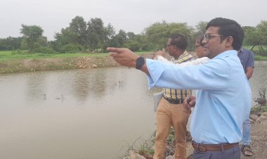 NEWS : जिला पंचायत सीईओ प्रसाद निकले भ्रमण पर,जल संरचनाओं का निरिक्षण,फिर दिए ये जरुरी निर्देश,पढ़े खबर