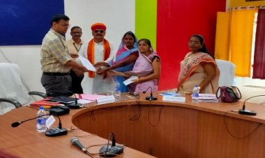 BIG BREAKING: जिला पंचायत चुनाव, सज्जन सिंह शिवाजी निर्विरोध अध्यक्ष निर्वाचित, जिला कलेक्टर ने सौंपा प्रमाण पत्र, बीजेपी में जश्न का माहौल, पढ़े खबर