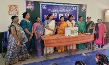 NEWS: इनरव्हील क्लब की बड़ी पहल, इस विद्यालय में भेंट की सेनेटरी पेड वेंडिंग मशीन, 100 से ज्यादा छात्राएं होगी लाभांवित, पढ़े ये खबर