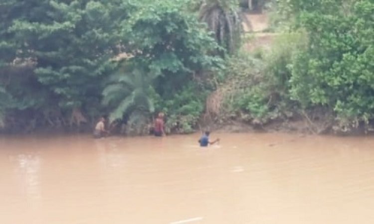 BIG BREAKING: घंटों तक चला रेस्क्यू... अब लापता मोहनलाल की तलाश पूरी, गांव से इतनी दूर तैरता मिला शव, जांच शुरू, मामला- रतनगढ़ थाना क्षेत्र का, पढ़े खबर