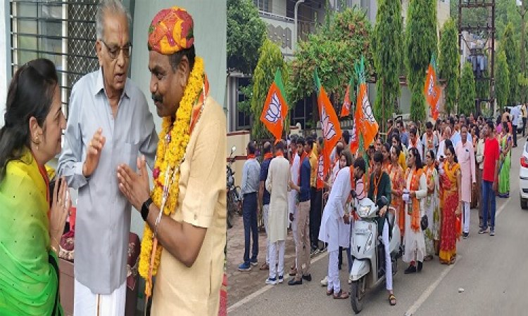 ELECTION NEWS: नगरीय निकाय चुनाव, वार्ड-12 में जिनेन्द्र मेहता का तूफानी जनसंपर्क, हर घर पर दी दस्तक, झुकाया सिर, तो रहवासियों ने पहनाएं पुष्पाहार, मिल रहा अपार जनसमर्थन, पढ़े ये खबर