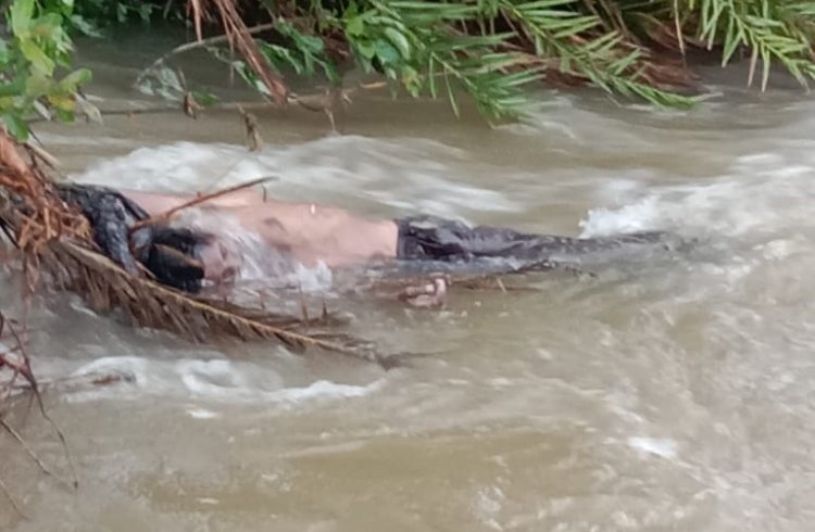BIG BREAKING: जिले में मूसलाधार बारिश, रतनगढ़ थाना क्षेत्र में हादसा, नदी में बहा शांतिलाल, घंटों की मशक्कत के बाद मिला शव, पुलिस जांच में जुटी, पढ़े खबर