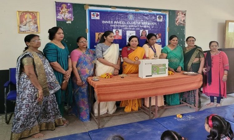 NEWS: इनरव्हील क्लब की बड़ी पहल, इस विद्यालय में भेंट की सेनेटरी पेड वेंडिंग मशीन, 100 से ज्यादा छात्राएं होगी लाभांवित, पढ़े ये खबर